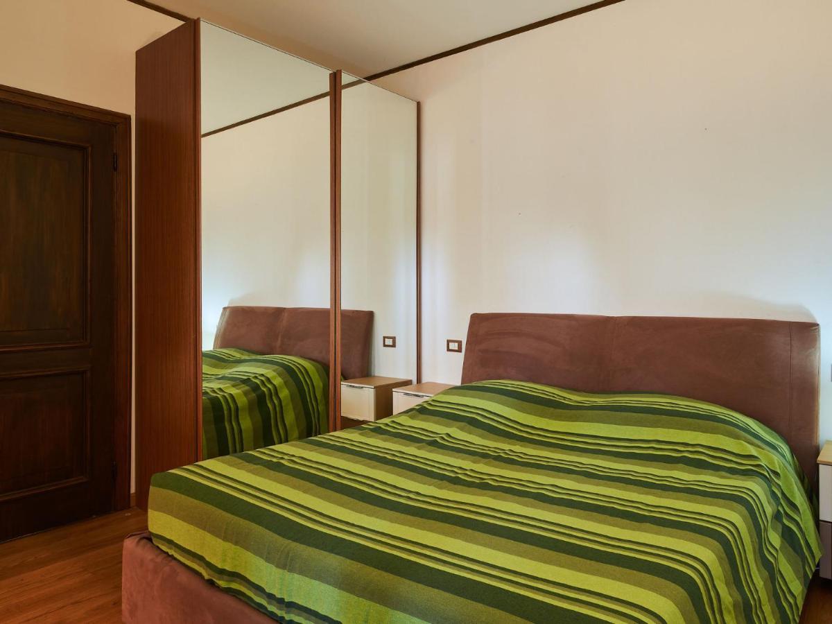 Apartment Hermitage-19 By Interhome Porto Valtravaglia Extérieur photo